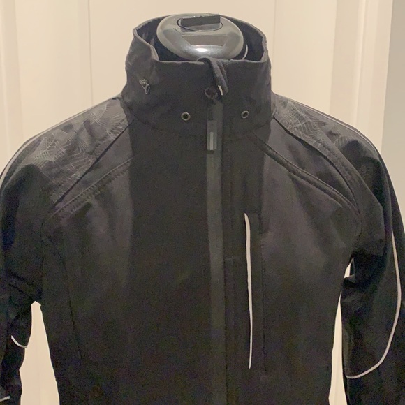 FILA Rain Jacket - Picture 2 of 6